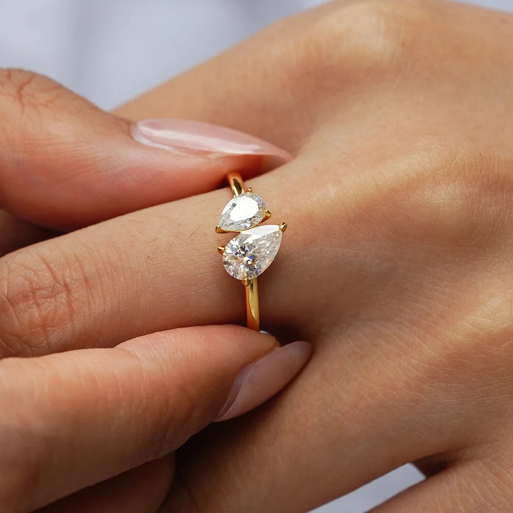 1.5ct-2-Stone Moissanite Ring